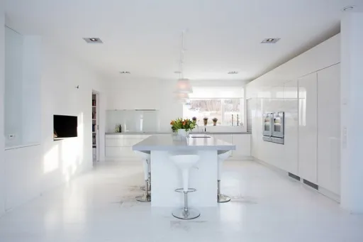 Banco de Bar AUSTIN ( M ), Cromado, Abs Branco