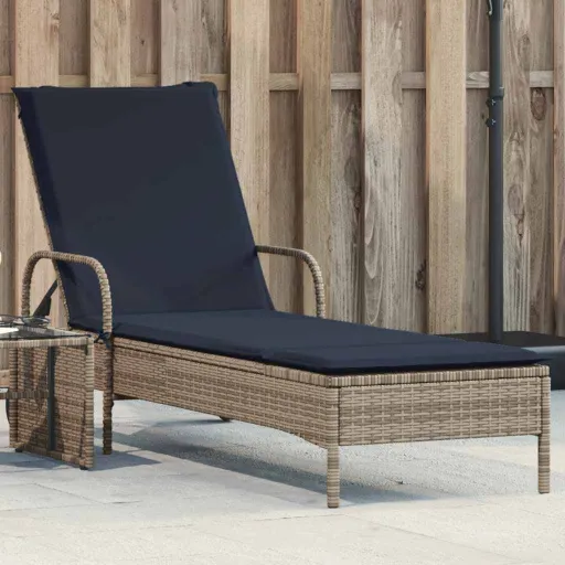 Espreguiçadeira com Rodas e Almofada em Rattan Sintético Cinza