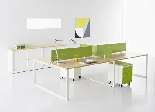 Secretária de Escritório 4 Postos de Trabalho 3600x1600x740 mm com Painel – Better