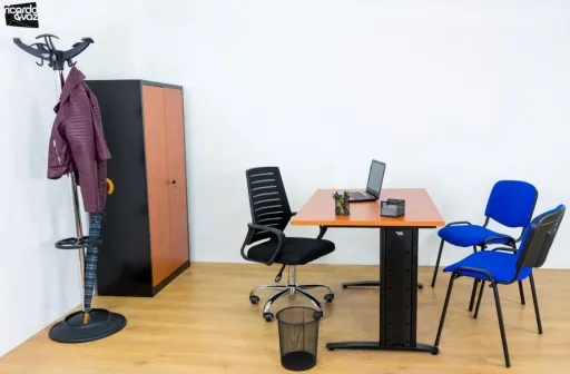 Escritório Completo 5 m² com 6 Peças - Soho
