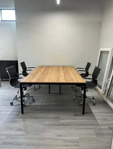 Mesa de Reunião Studio Set 2200x1200x740mm + 4 Cadeiras - Nova